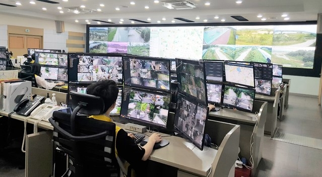 광주 CCTV통합관제센터 상황실.