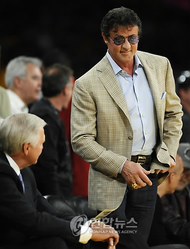 ‘가재는 게 편(?)’ 실베스타 스텔론, 포이리에 승리 예측. 몸집 키운 맥은 1회 KO승 자신