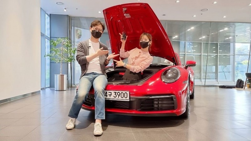 이아나TV X 닥터코알라TV 콜라보, 포르쉐 911 리뷰 공개