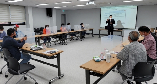 군민 디지털 역량강화 교육/사진=진도군