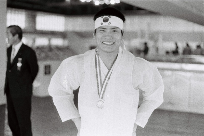 1974 테헤란 아시안게임에서 금메달을 획득한 故 조오련 [대한체육회 제공]