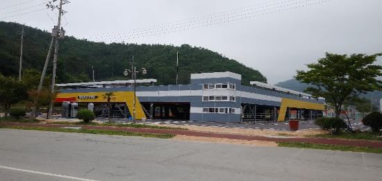 완도군 공설운동장 주차타워 전경./사진=완도군