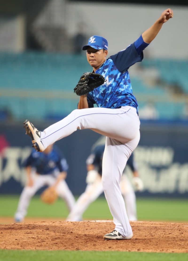 프로입단 9년만에 늦깍이 1승을 신고한 삼성 이재익