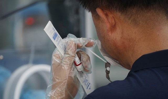 청주, 오송 제약회사·노래방 등 8명 추가 확진…연쇄감염