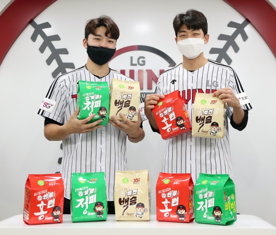LG 트윈스, 풀무원식품과 우승 기원 ‘정,백,홍 비빔면’ 특별 에디션 출시 – 18일부터 11번가에서 판매