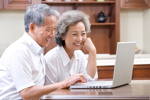 한국장학진흥원, 요양보호사&사회복지사 관련 노인교육자격증 8종 무료수강 이벤트