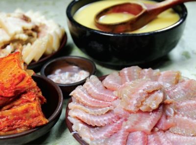 홍어 삼합/사진=목포시