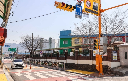 구례 중앙초등학교 앞 어린이보호구역/사진=구례군
