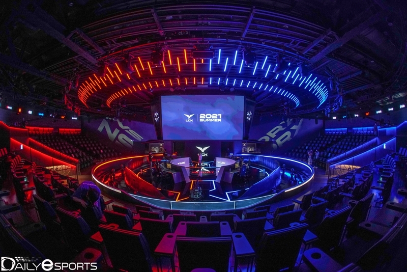 롤파크 LCK 아레나.