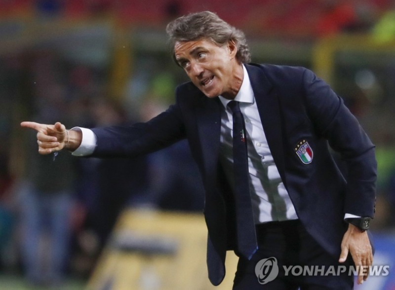 '나?" 로베르토 만치니 이탈리아 감독이 토트넘 신임 감독으로 거론되고 있다.