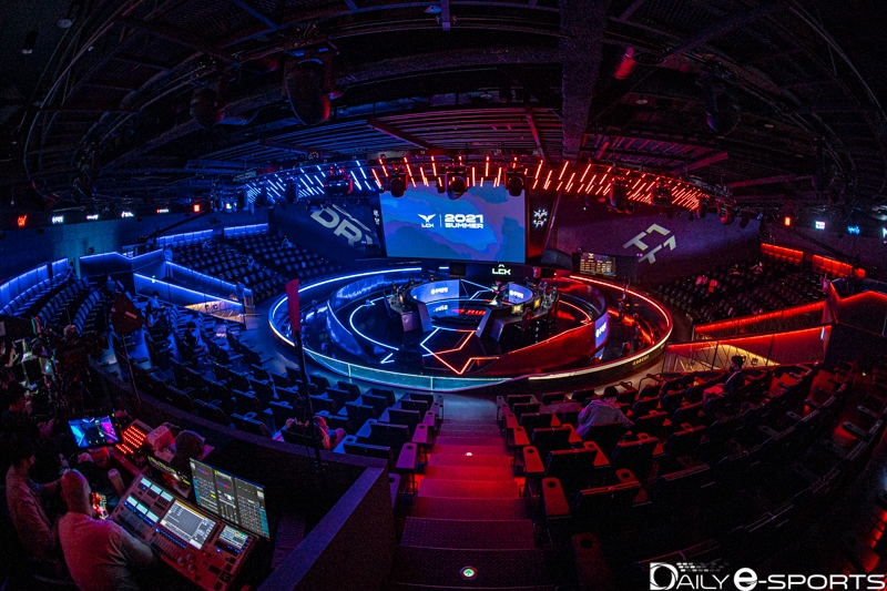 서울 종로구 그랑서울에 위치한 롤파크 전경.