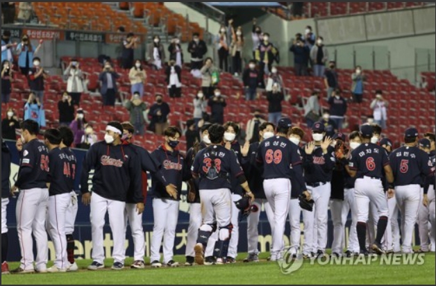 롯데가 6월들어 무서운 타격의 팀으로 변모하며 14승10패(승률 0.583)를 기록하며 '7치올'을 준비하고 있다.