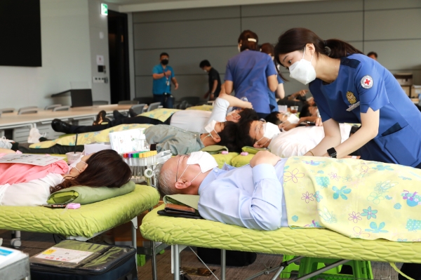 NH투자증권, ‘세계헌혈자의 날‘ 기념 대한적십자사회장 표창 수상