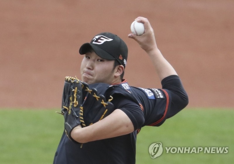 한화 투수 김민우