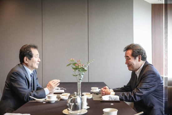 이낙연 더불어민주당 전 대표와 정세균 전 국무총리가 3일 서울 여의도 한 식당에서 오찬 회동을 가지고 있다./사진=이낙연 의원실