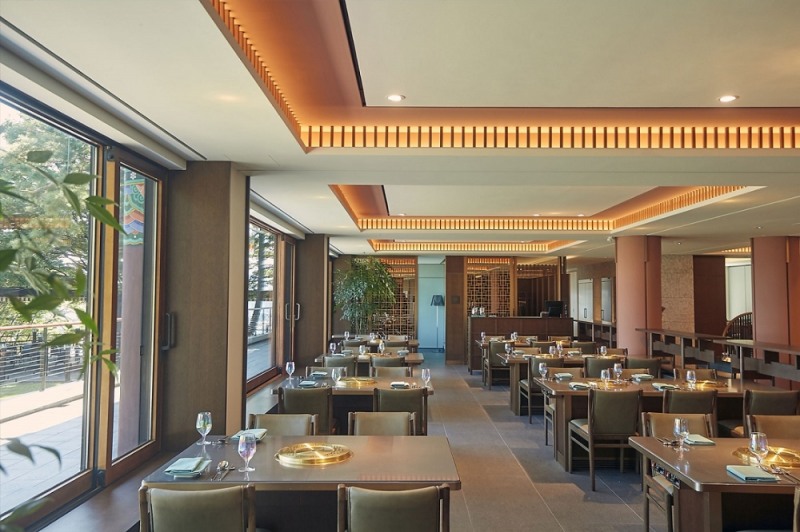 워커힐 한우 숯불구이 전문점 ‘명월관’ 내부