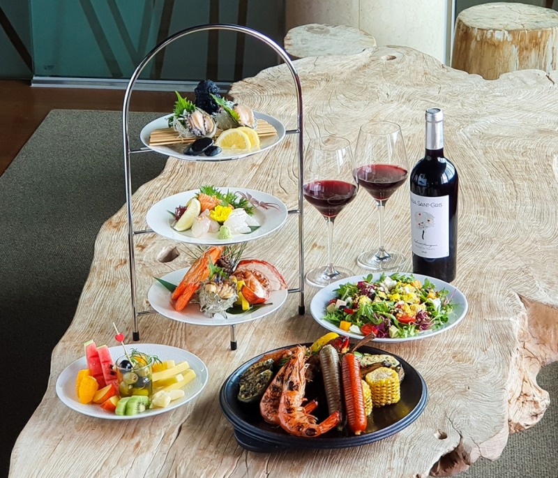 THE WE, 델라세트