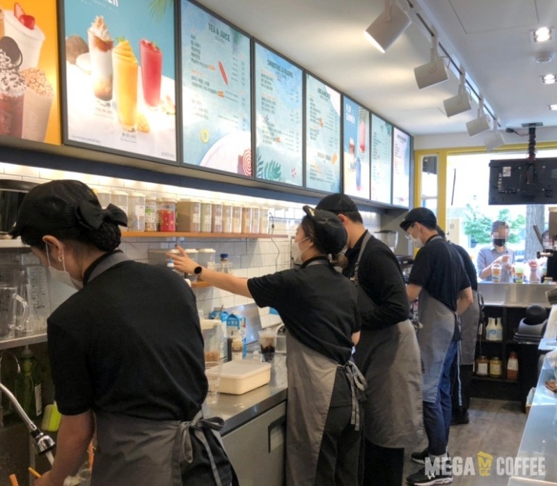 메가엠지씨커피, 가맹점과 동반 성장 위해 29개 품목 공급가 인하