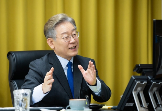 이재명 더불어민주당 제20대 대통령 선거 경선 후보자가 지난 16일 오후 2시에 2차 온라인 기자 간담회를 진행했다./사진=이재명 열린캠프