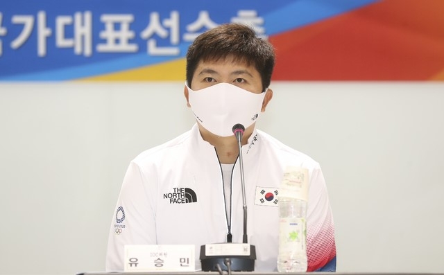 유승민 IOC 선수위원이 28일 오후 충북 진천군 진천 국가대표 선수촌 벨로드롬에서 열린 2020 도쿄올림픽대회 미디어데이 기자단 간담회에 참석해 인사말을 하고 있다.