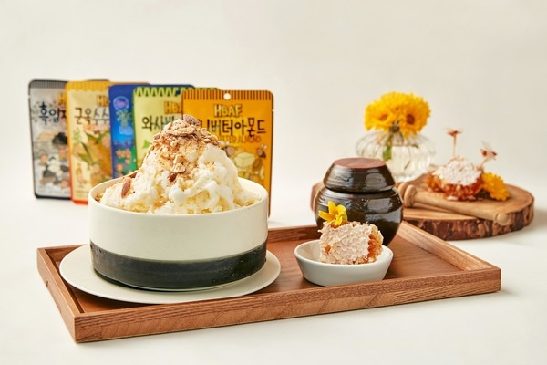 여의도 파크 센터, 서울 메리어트 이그제큐티브 아파트먼트 – Bee, Sweet 꿀벌빙수