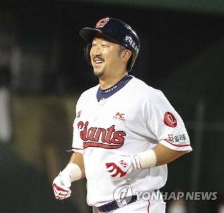 롯데 이병규, 현역 은퇴하고 지도자로 새로운 야구 인생 시작