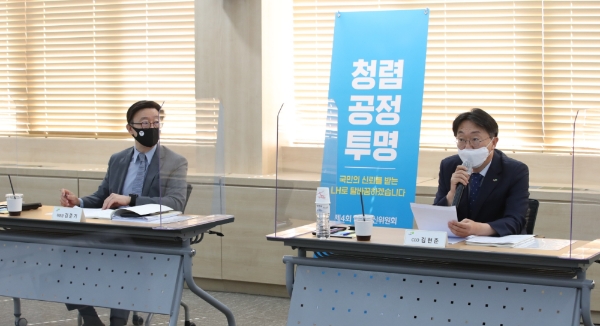 김현준 사장과 김준기 위원장 / 사진 제공 = LH