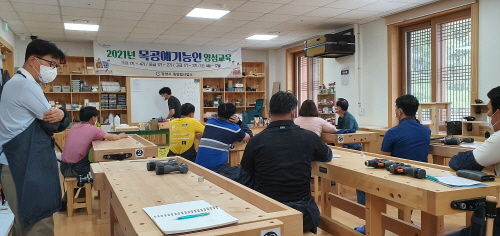 목공예기능인 양성교육 현장모습/사진=광양시