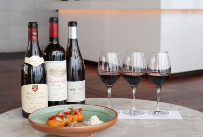 맥퀸즈 바 와인 플라이트