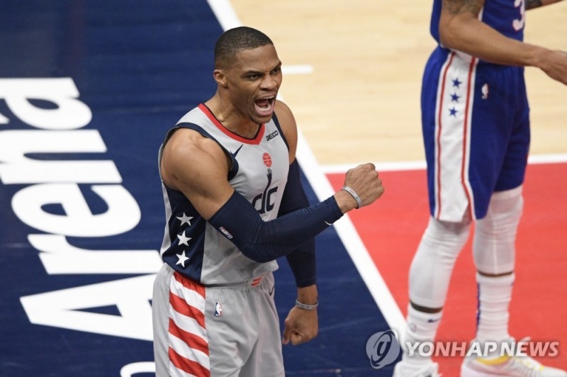 레이커스로 이적한 러셀 웨스트브룩