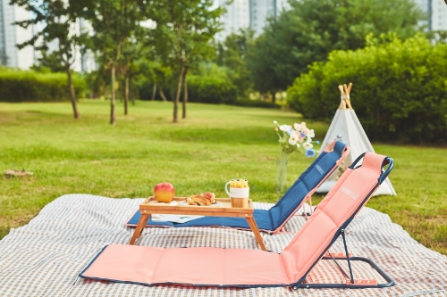 11번가, 투썸플레이스 공동기획…한정판 ‘피크닉 체어’ 단독 판매