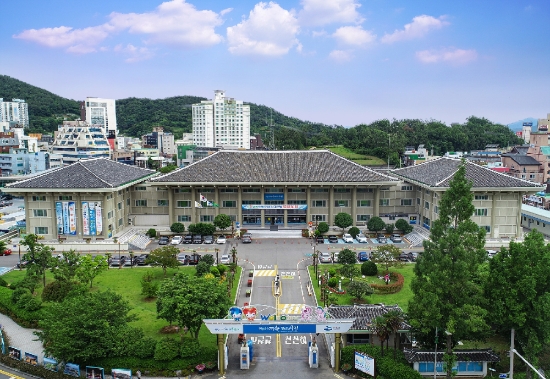 여수시청사 전경./사진=여수시