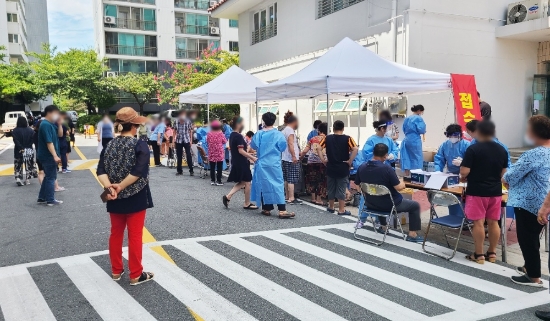 나주시 빛가람동 LH1단지 아파트 선별진료소./사진=나주시