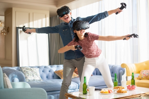 코오롱 계열 호텔-리조트, 객실서 VR 즐기는 ‘브룸 브룸’ 패키지 출시