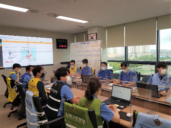 목포해경은 지난 22일부터 태풍 대응 대비를 위한 지역구조본부를 가동하여 본격적인 비상근무체제에 돌입했다./사진=목포해경