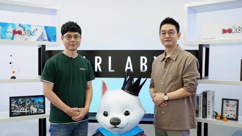 펄어비스 남창기 게임 디자이너(왼쪽)와 김상영 리드 프로듀서.