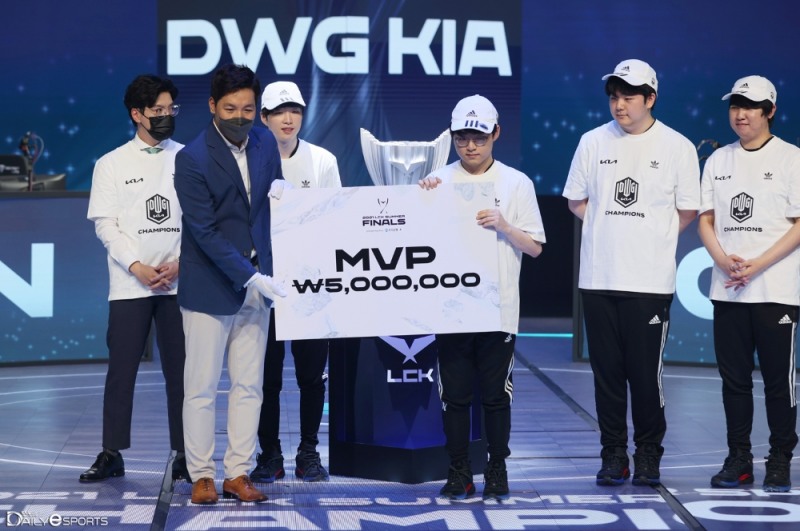 2021 LCK 서머 결승전의 순간들