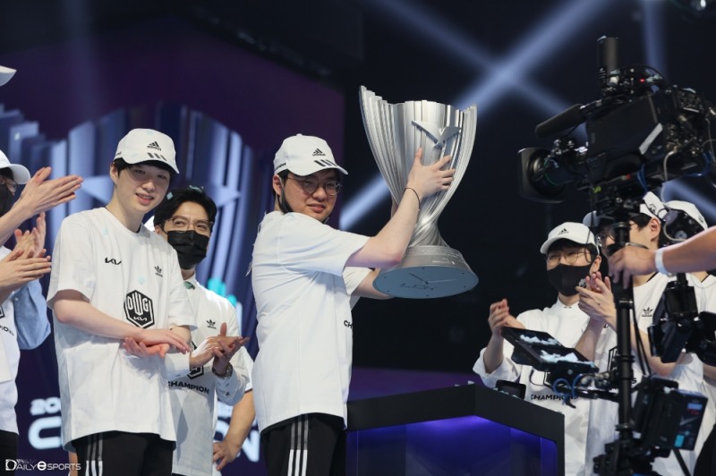 2021 LCK 서머 결승전의 순간들