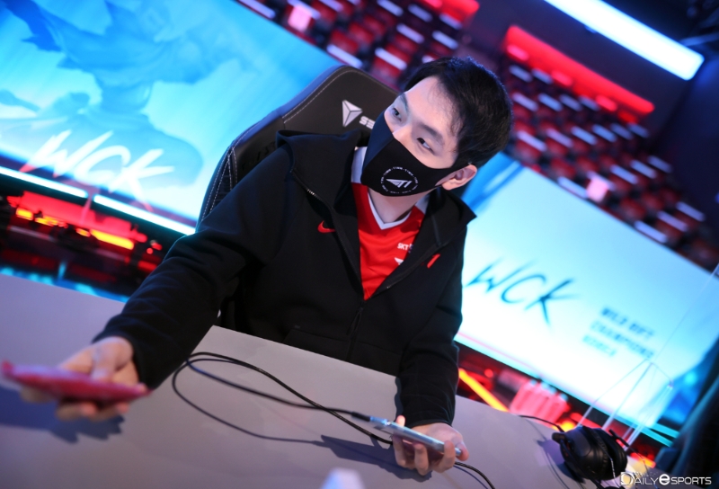 T1 정글러 '제이와이' 이준.