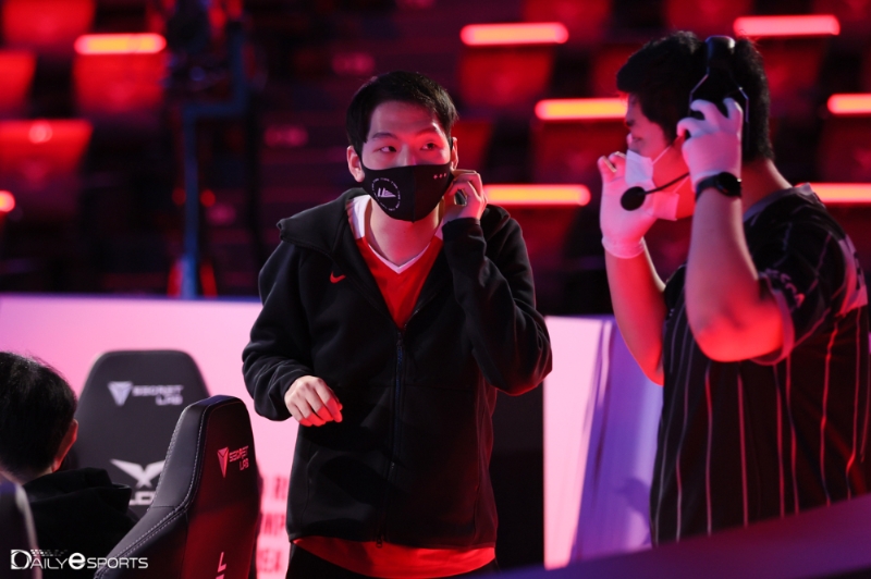 T1 정글러 '제이와이' 이준.