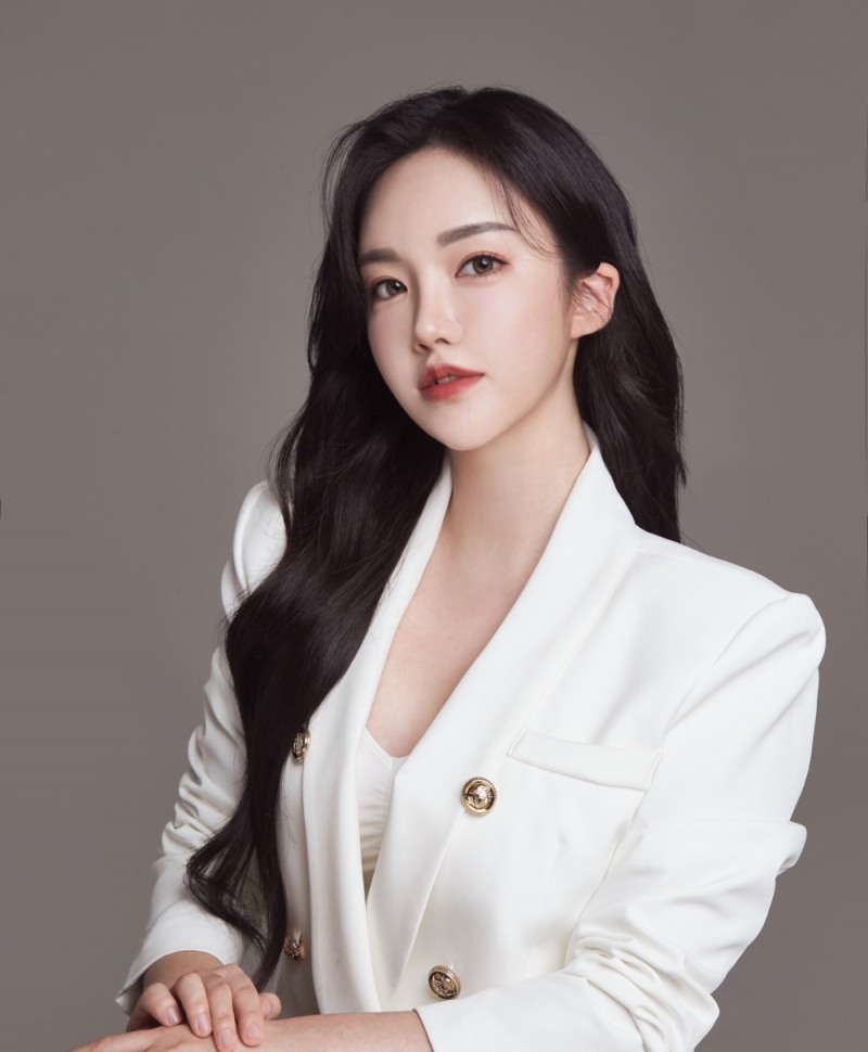 오그도아 허재원 대표, ‘위클리피플’ 9월호 표지모델 선정