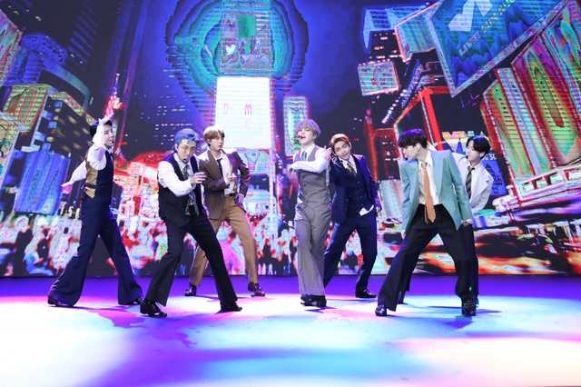  방탄소년단이 지난해 MTV VMA에서 공연하는 모습 (사진 = 빅히트 엔터테인먼트 제공) 