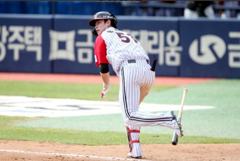 LG의 리드오프 홍창기는 올해들어 기량이 만개, 출루율 1위에다 3할 타율에 이르기까지 최고의 시즌을 맞고 있다.