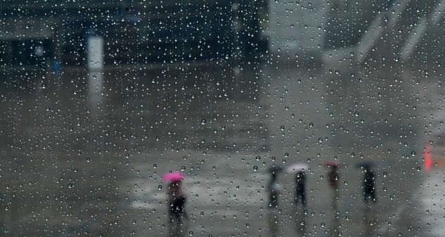 [날씨] 부산, 흐리고 산발적 빗방울…낮 최고 25도
