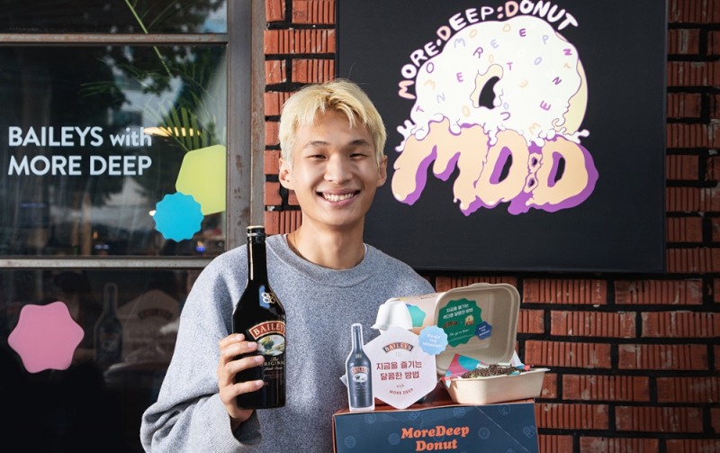 [비욘드포스트 포토]  ‘모어딥도넛’ 유성근 대표, 디아지오코리아 협업한 신메뉴 공개