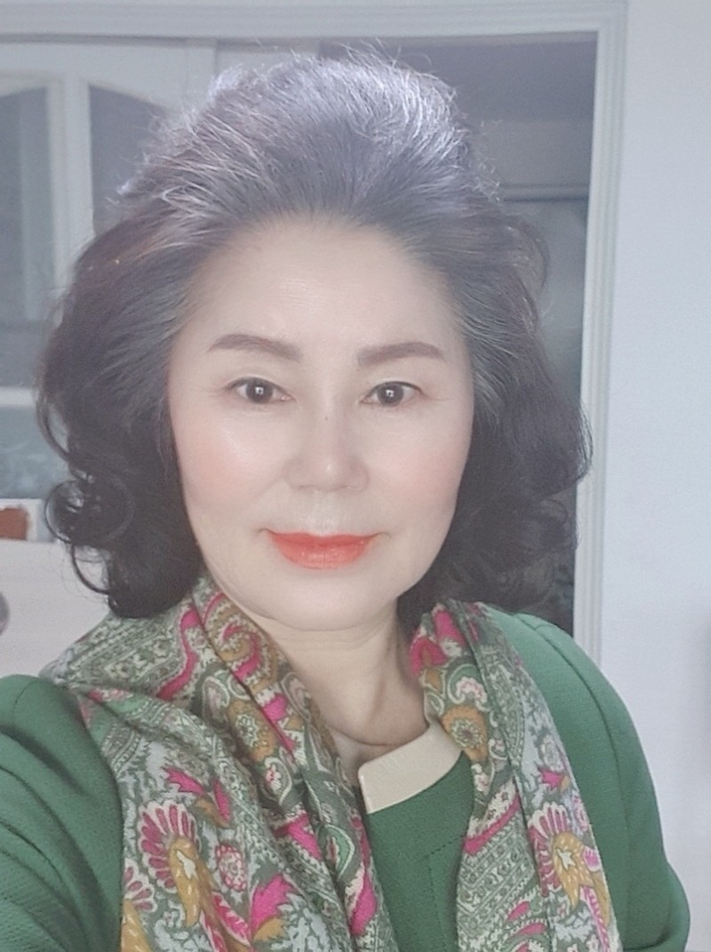 청소년 자살예방 상담가 안 명 희