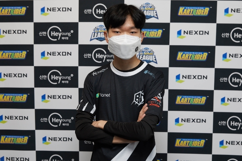 블레이즈 김지민.