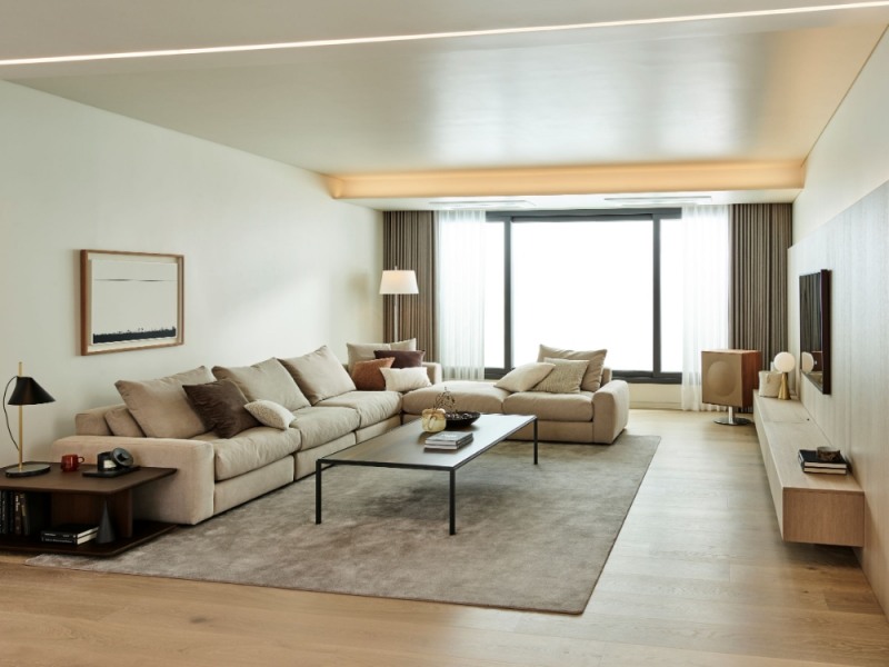 ‘리빙 온 네이처(Living on Nature) 160㎡’ 모델하우스 거실