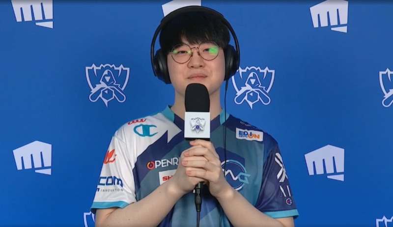 '스틸' 문건영(사진 캡처=라이엇게임즈 롤드컵 방송)