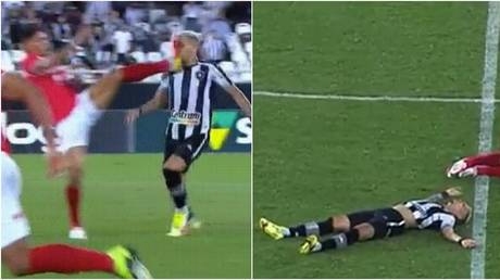 하이킥으로 상대 선수 얼굴을 강타하고 있는 카에타뉴. [프로젝트풋볼 트워터 영상 캡처